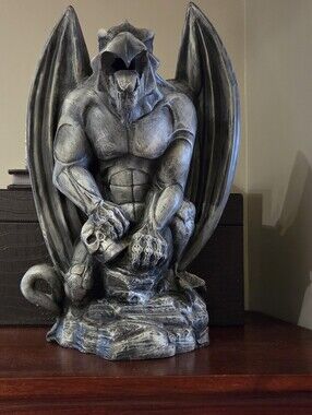 Gothic Gargoyle Statue Sculpture in Weathered Black